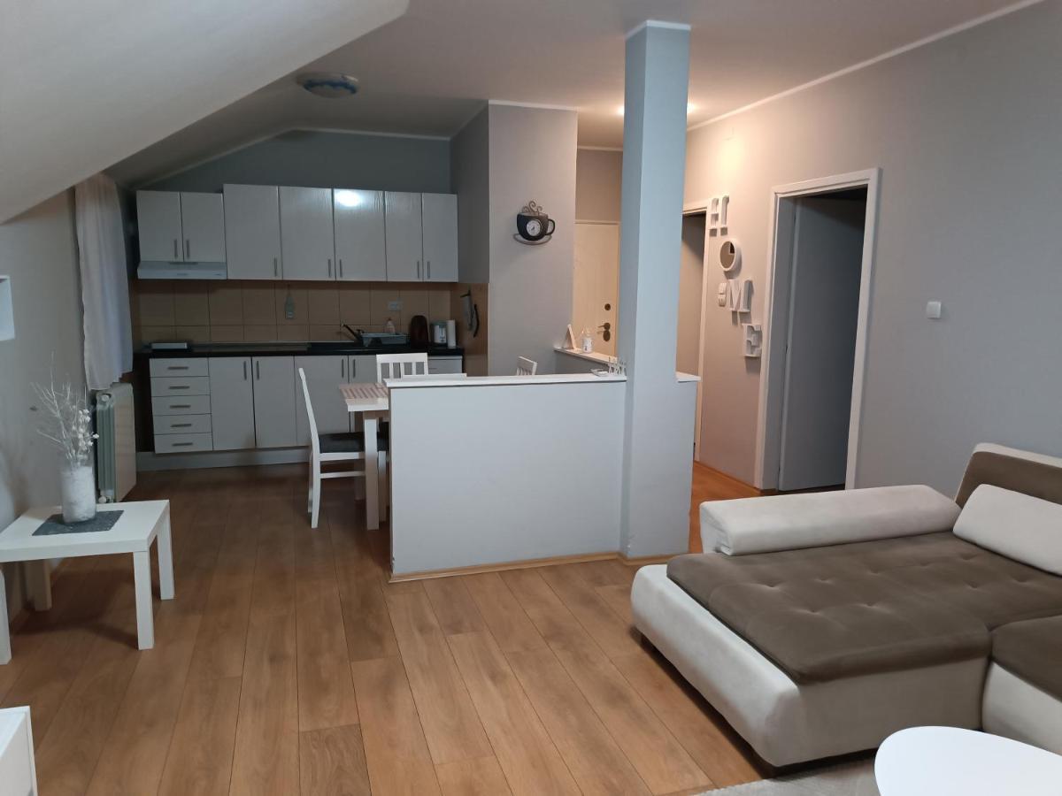 Mima Apartment Borca